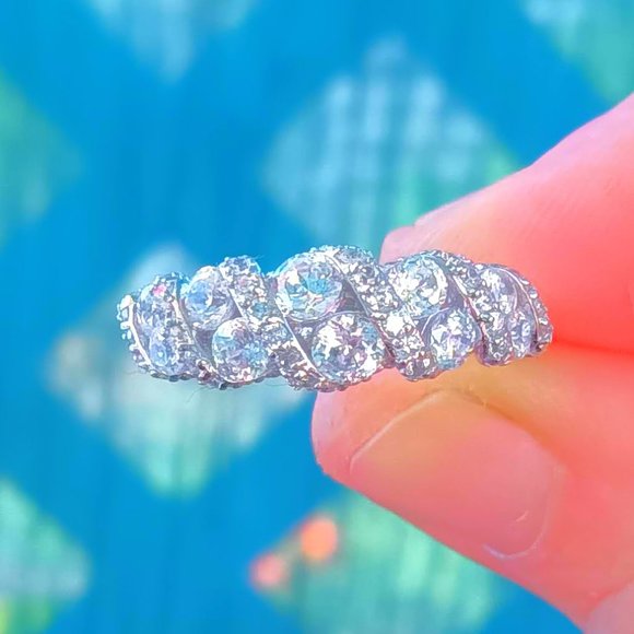 Sterling Silver Cubic Zirconia Cluster Twist Band Ring *NEW* - Picture 4 of 16